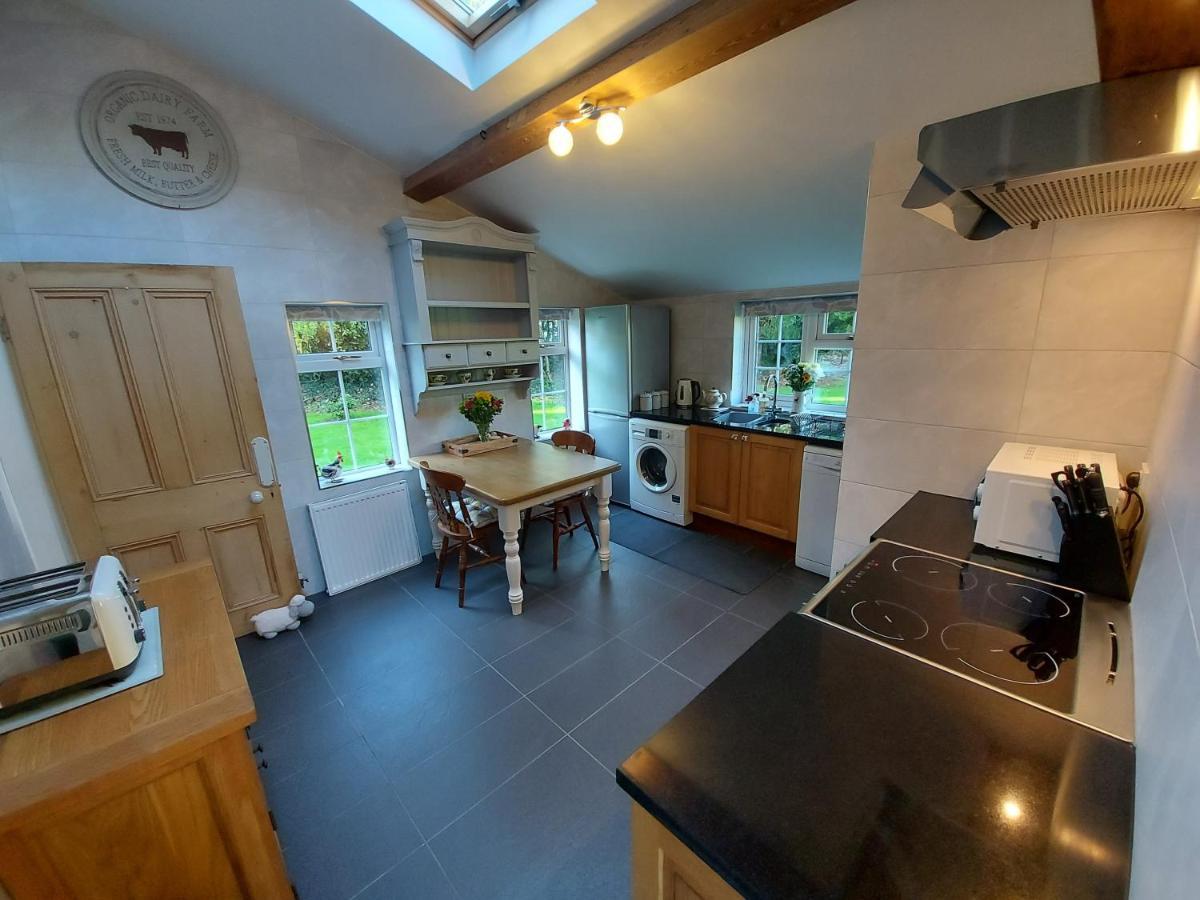 Saughall Mill Farm Cottage Chester Exteriör bild