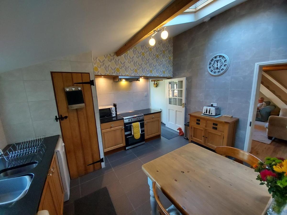 Saughall Mill Farm Cottage Chester Exteriör bild